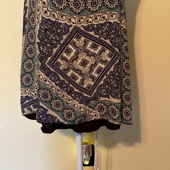 Lavish top - Picture 3 of 13